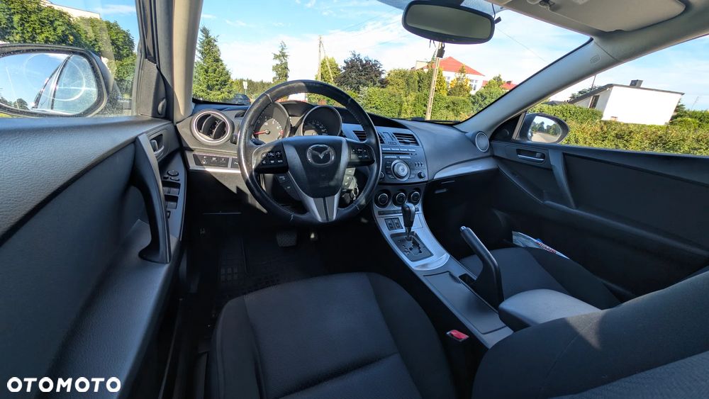 Mazda 3 2.0 Sport - 11