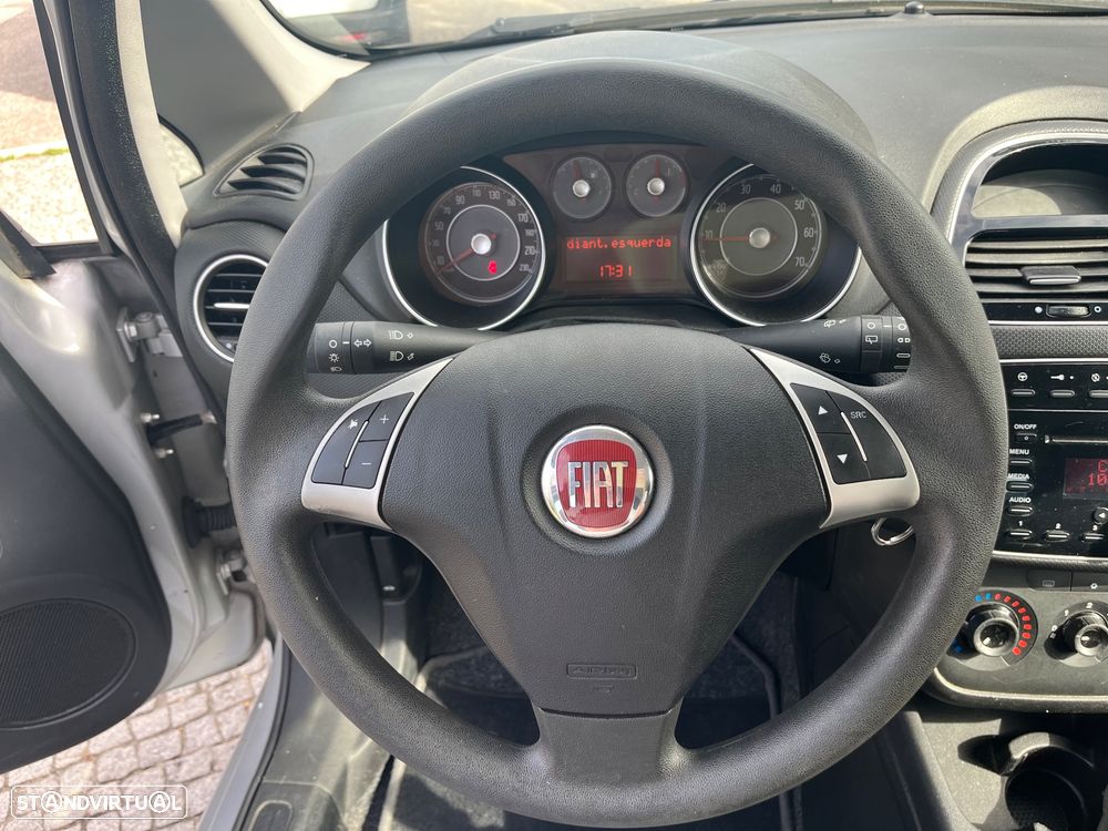 Fiat Punto 1.2 Lounge S&S - 29