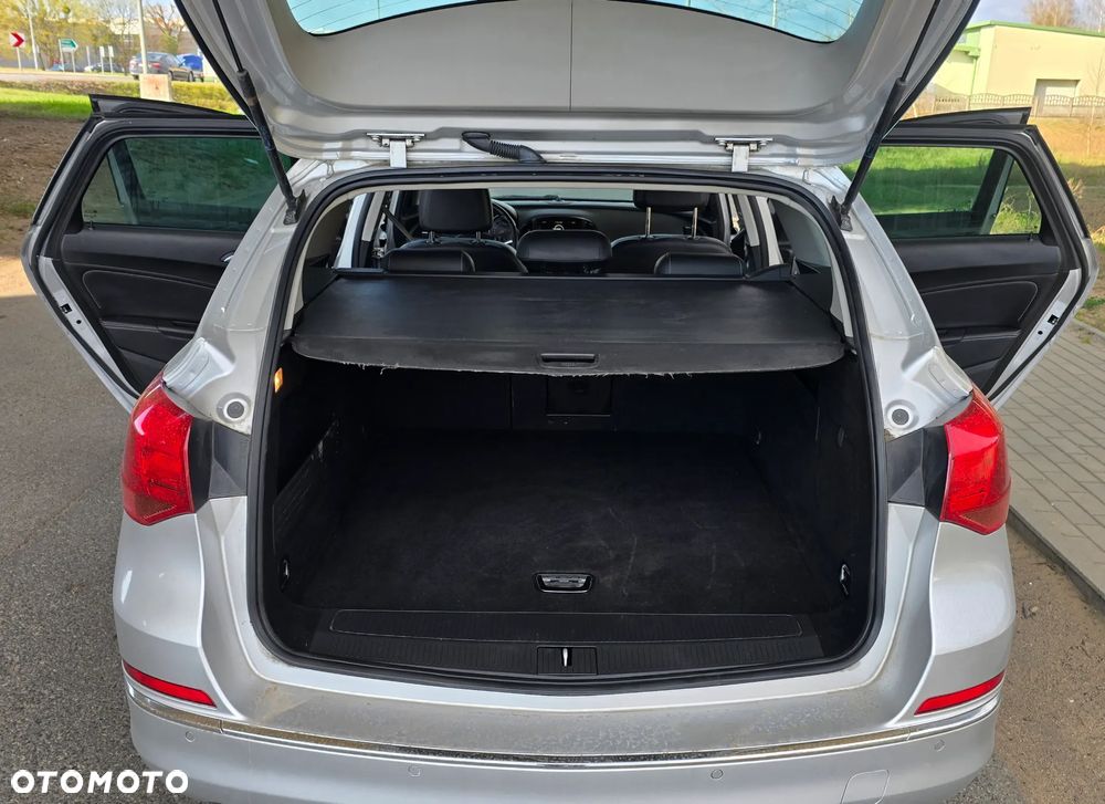 Opel Astra 1.7 CDTI DPF ecoFLEX Start/Stop 150 Jahre - 11