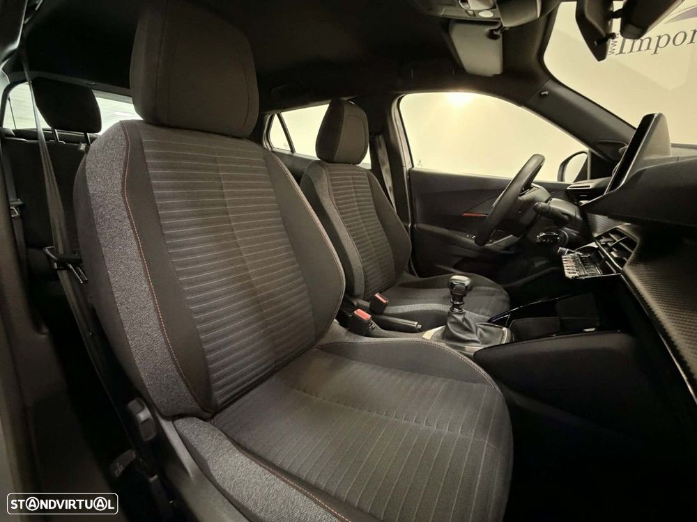 Peugeot 2008 1.2 PureTech Active - 13