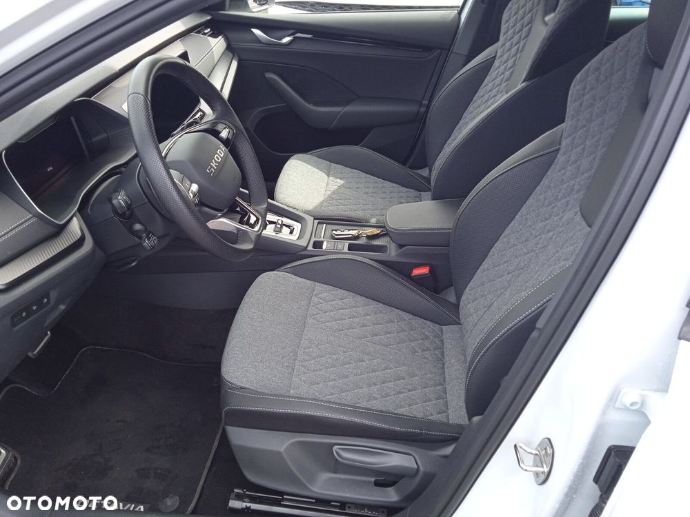 Skoda Octavia 2.0 TDI Sportline DSG - 14