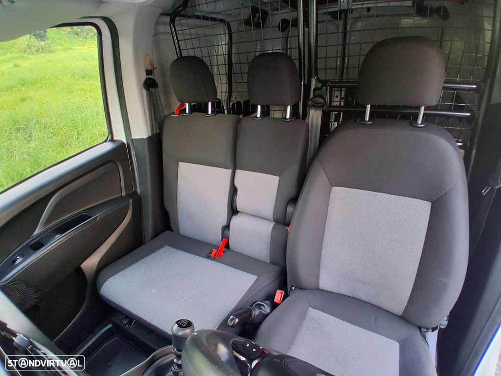 Fiat Doblo 1.6 Mjet - 18