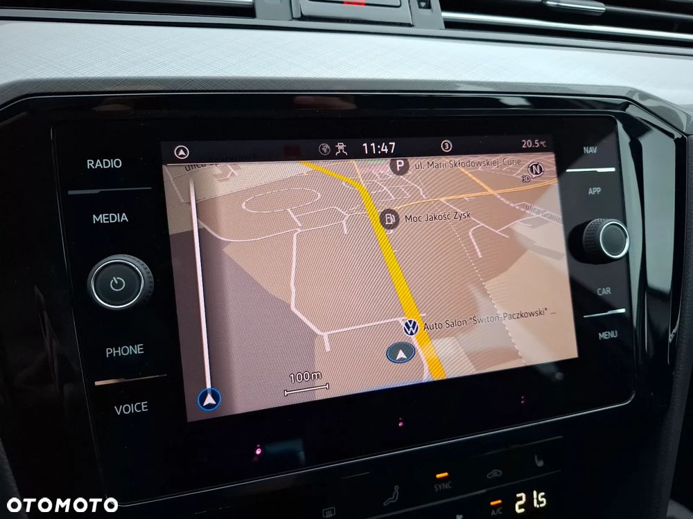 Volkswagen Passat Variant 2.0 TDI SCR DSG Business - 21