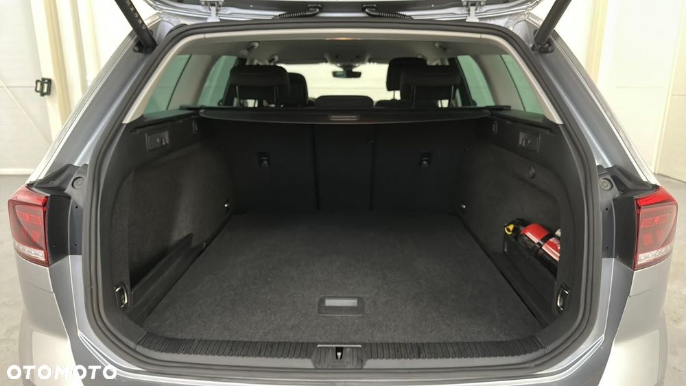 Volkswagen Passat 1.5 TSI EVO Business DSG - 21