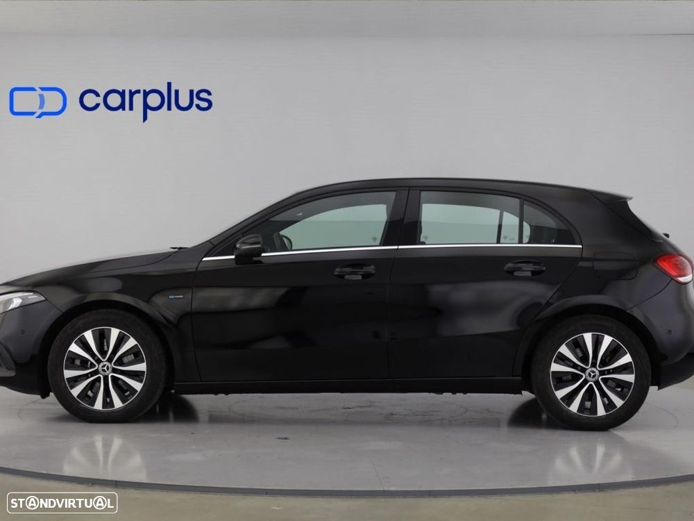 Mercedes-Benz A 250 e Style Plus - 4