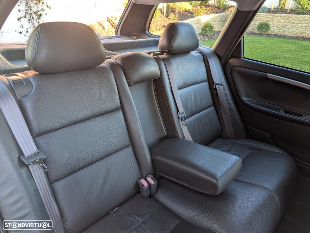 Volvo V40 1.9 D CR - 10