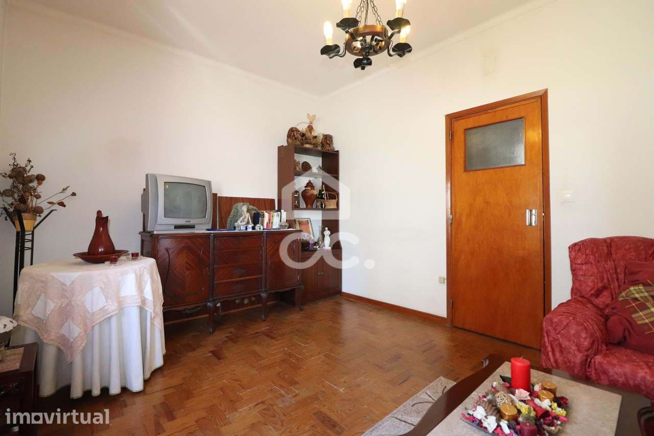 Apartamento T3 no Loreto com garagem e lugar de estacionamento - Grande imagem: 5/20