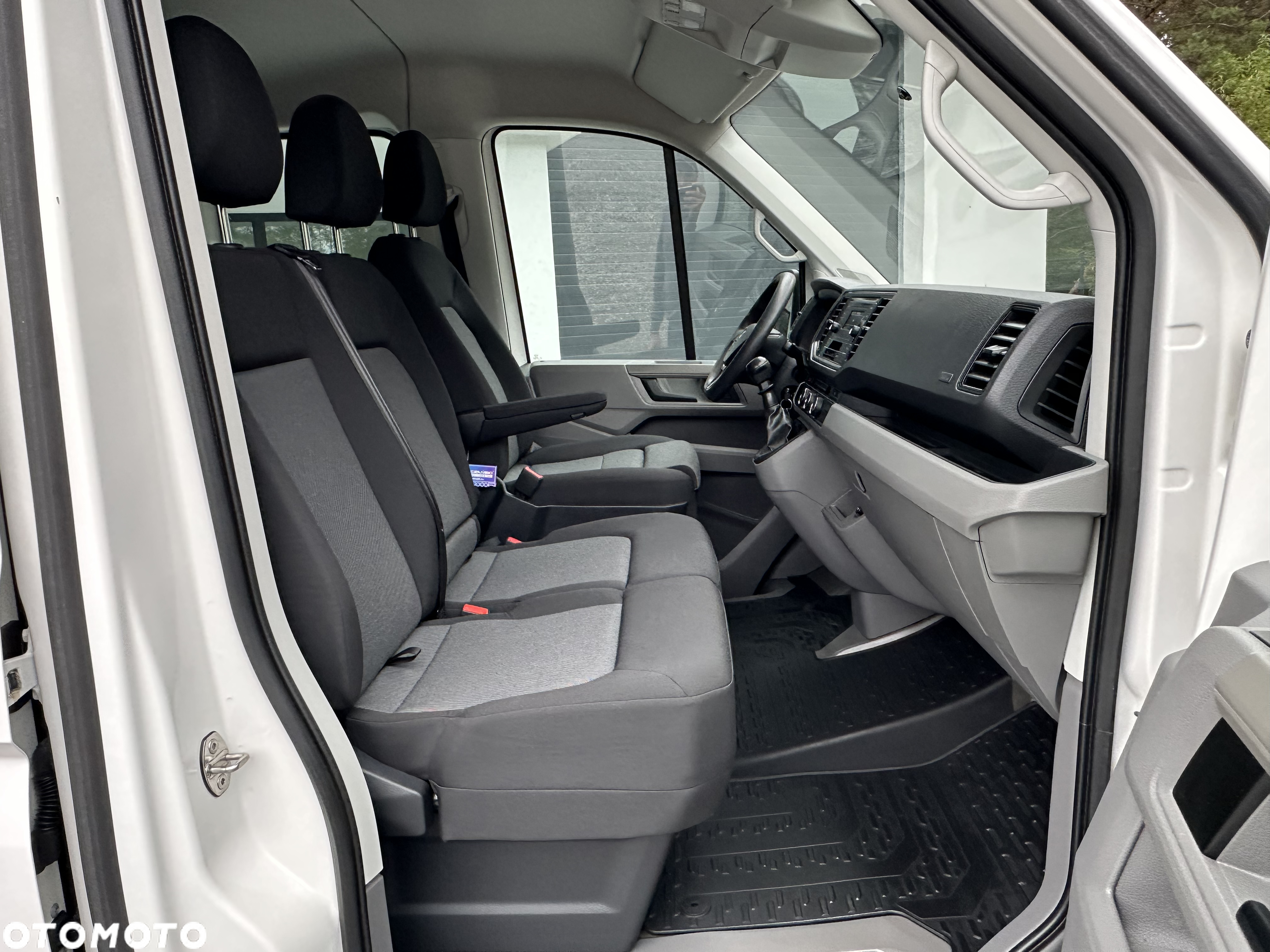 Volkswagen Crafter DOKA 7 osób / Skrzynia 3.5m / Gwarancja producenta do 07.2026 lub 200.000km / Salon PL / Serwisowany tylko w ASO VW / Pełna dokumentacja / 1 właściciel / FV23% - 30