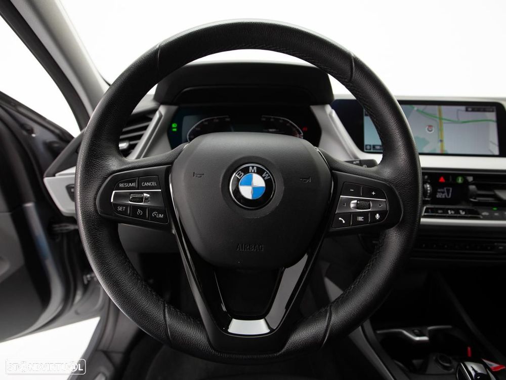 BMW 118 d - 16