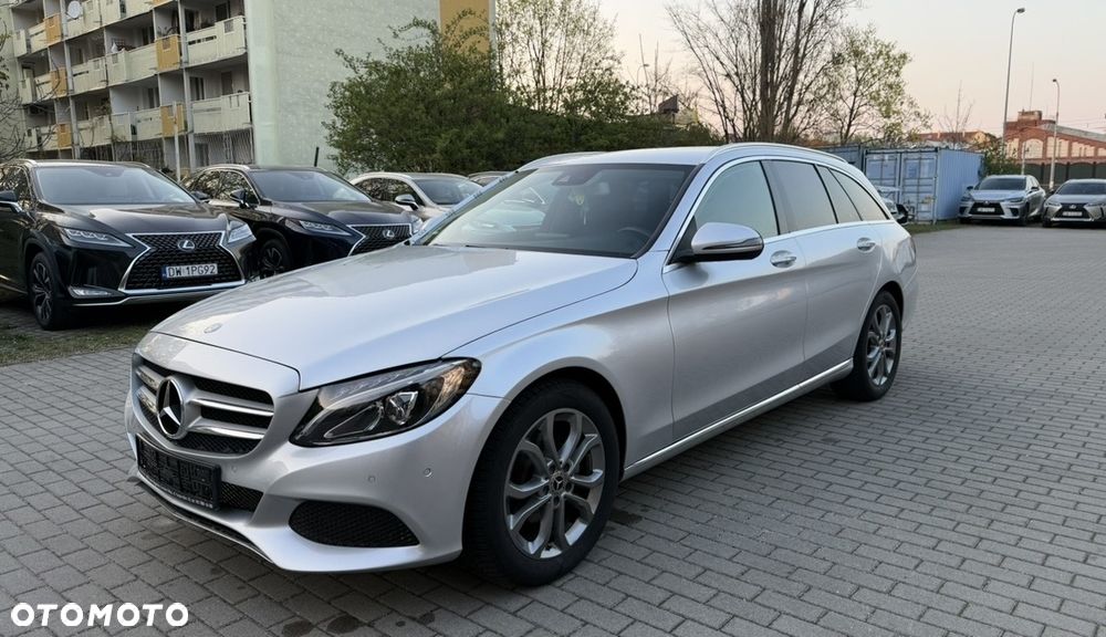 Mercedes-Benz Klasa C 180 7G-TRONIC - 7