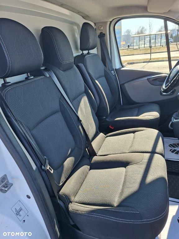 Renault Trafic - 10