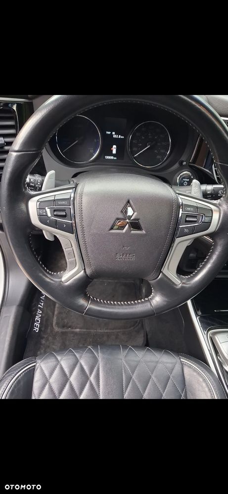 Mitsubishi Outlander - 15