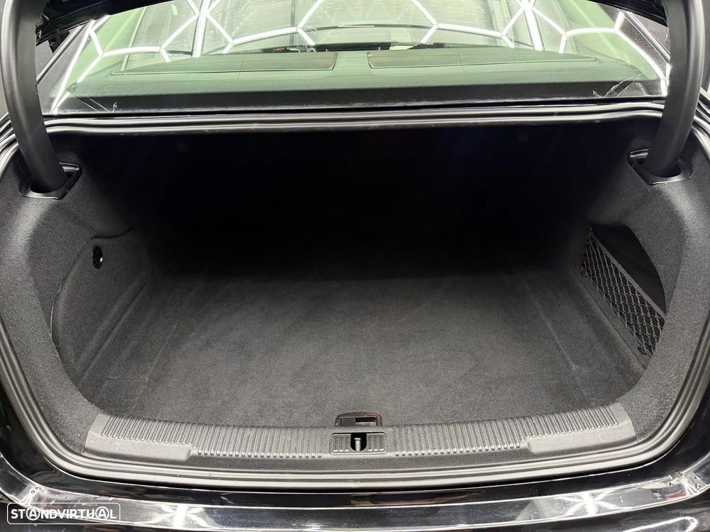 Audi A6 2.0 TDI Sport S tronic - 24