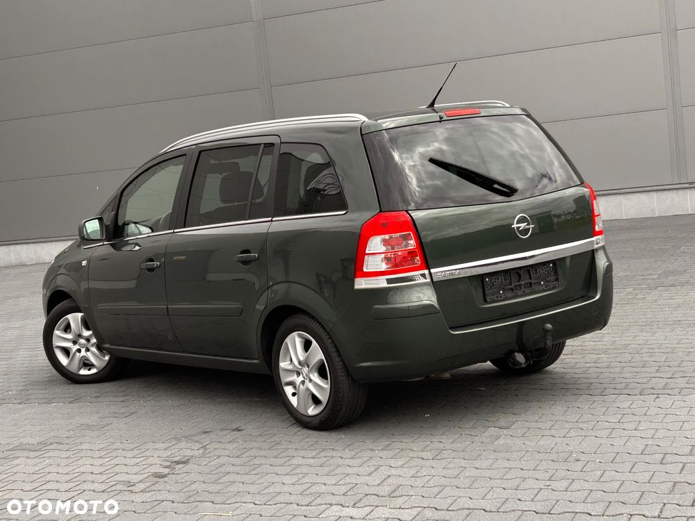 Opel Zafira 1.8 Cosmo - 4