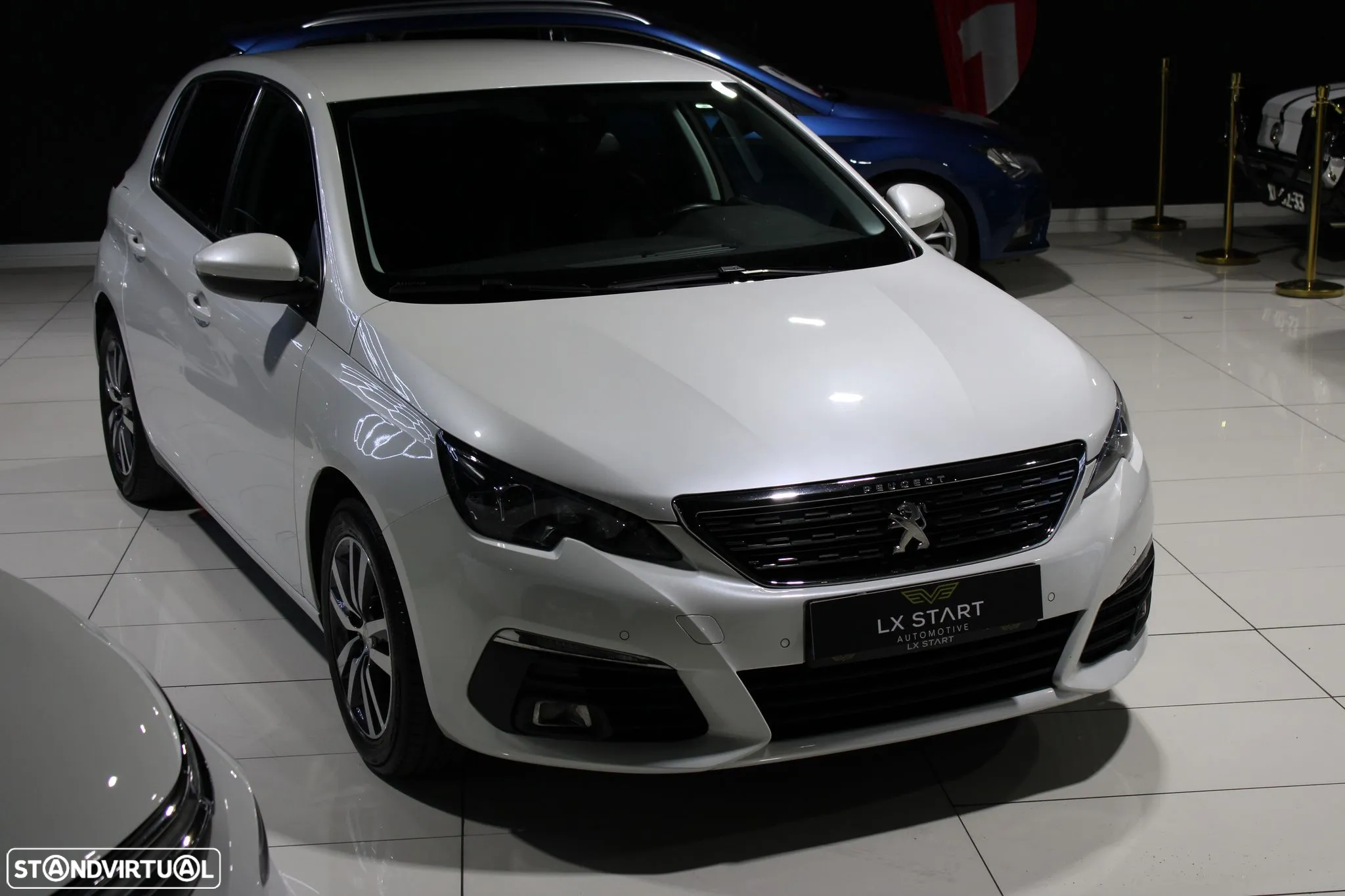 Peugeot 308 1.2 PureTech Allure EAT8 - 6