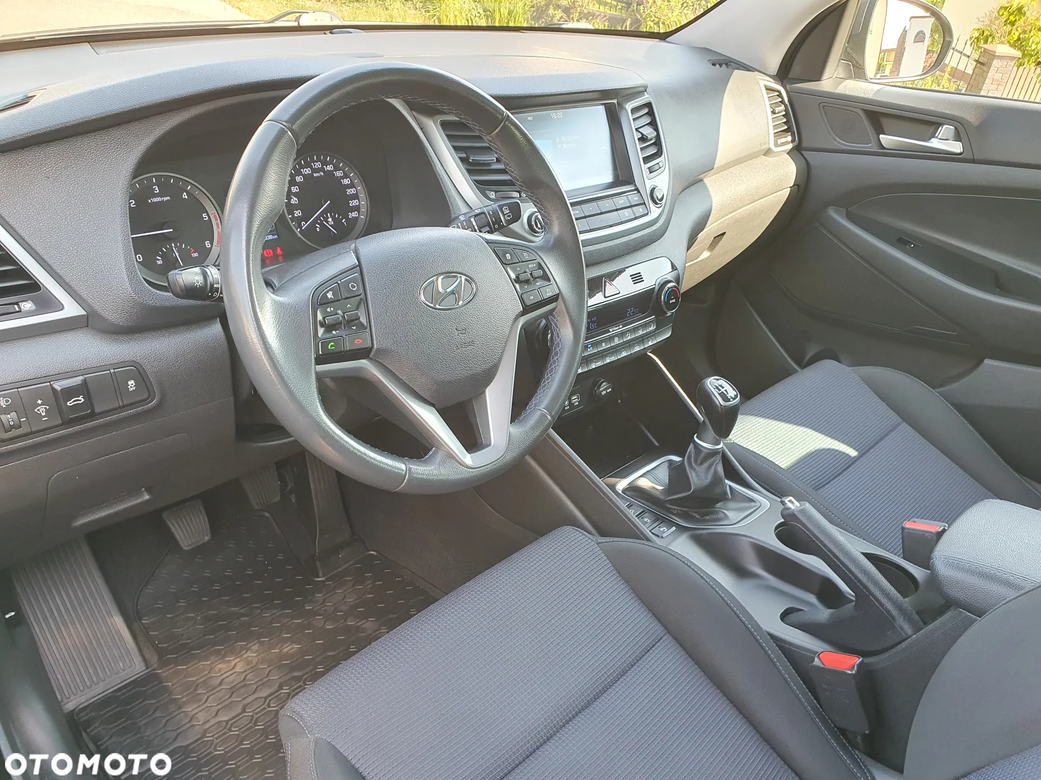 Hyundai Tucson 1.7 CRDI BlueDrive Comfort 2WD - 18