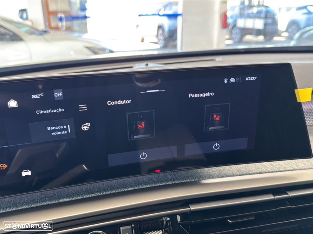 Peugeot 3008 1.2 Hybrid GT e-DCS6 - 26