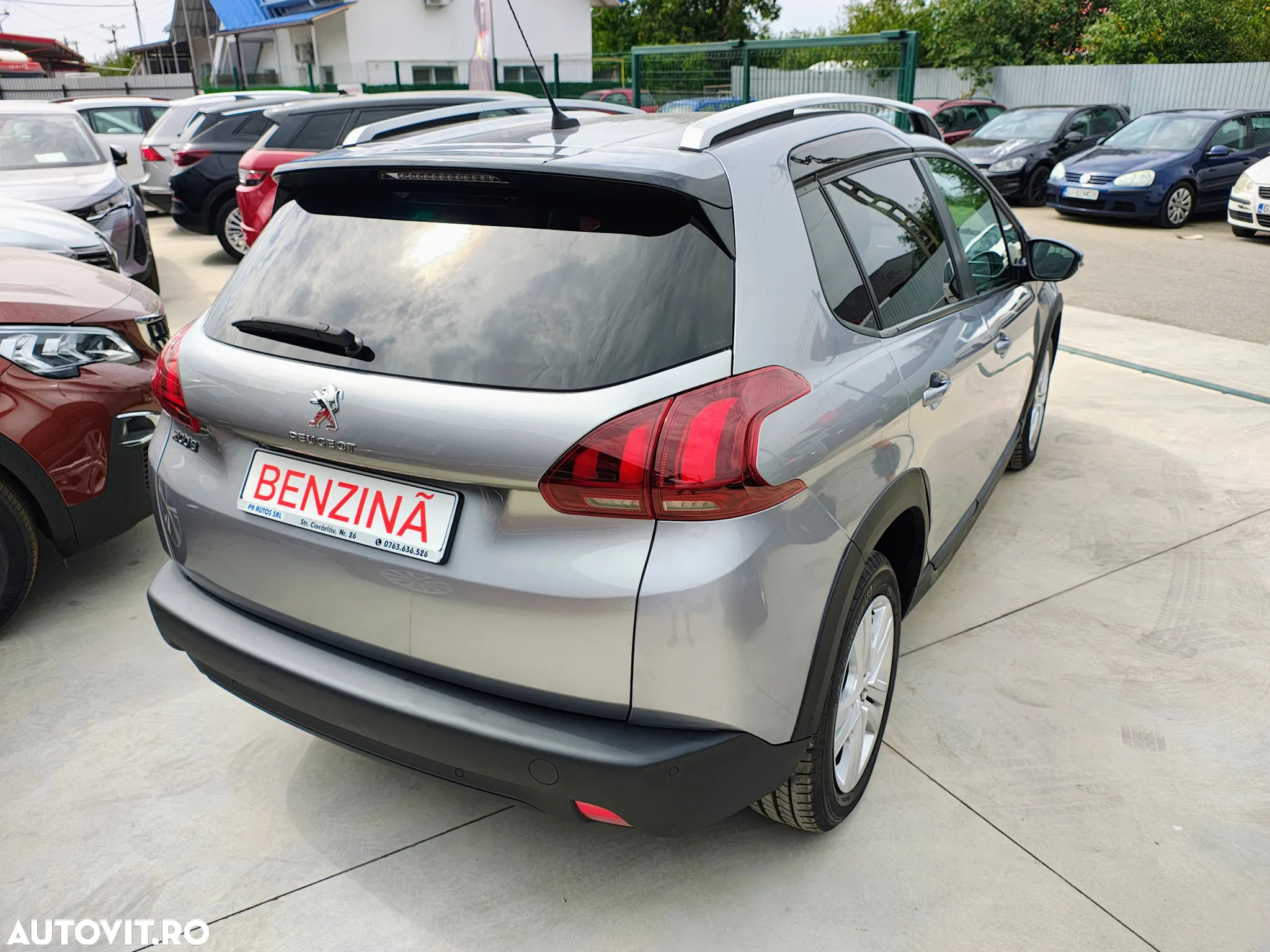 Peugeot 2008 PureTech 110 Style - 12
