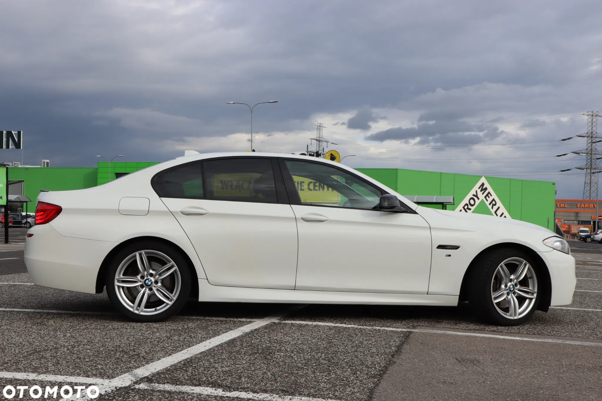 BMW Seria 5 525d xDrive - 28