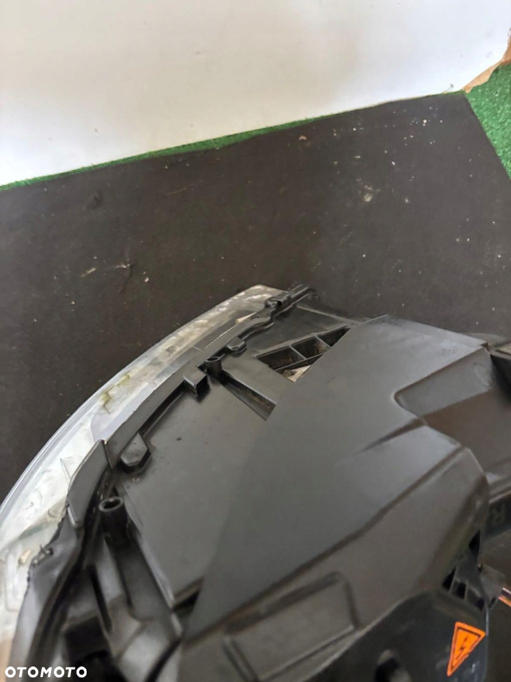 LAMPA PRAWA REFLERTOR PRAWY AUDI Q7 BI XENON NIESKRĘTNY DEMONTAŻ KASETA EU - 7