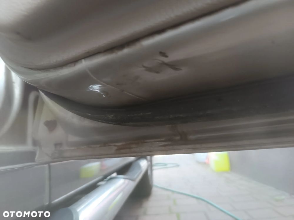 Kia Sorento I 1 drzwi lewy prawy przód tył szyba lusterko - samochód na części Częstochowa - 10