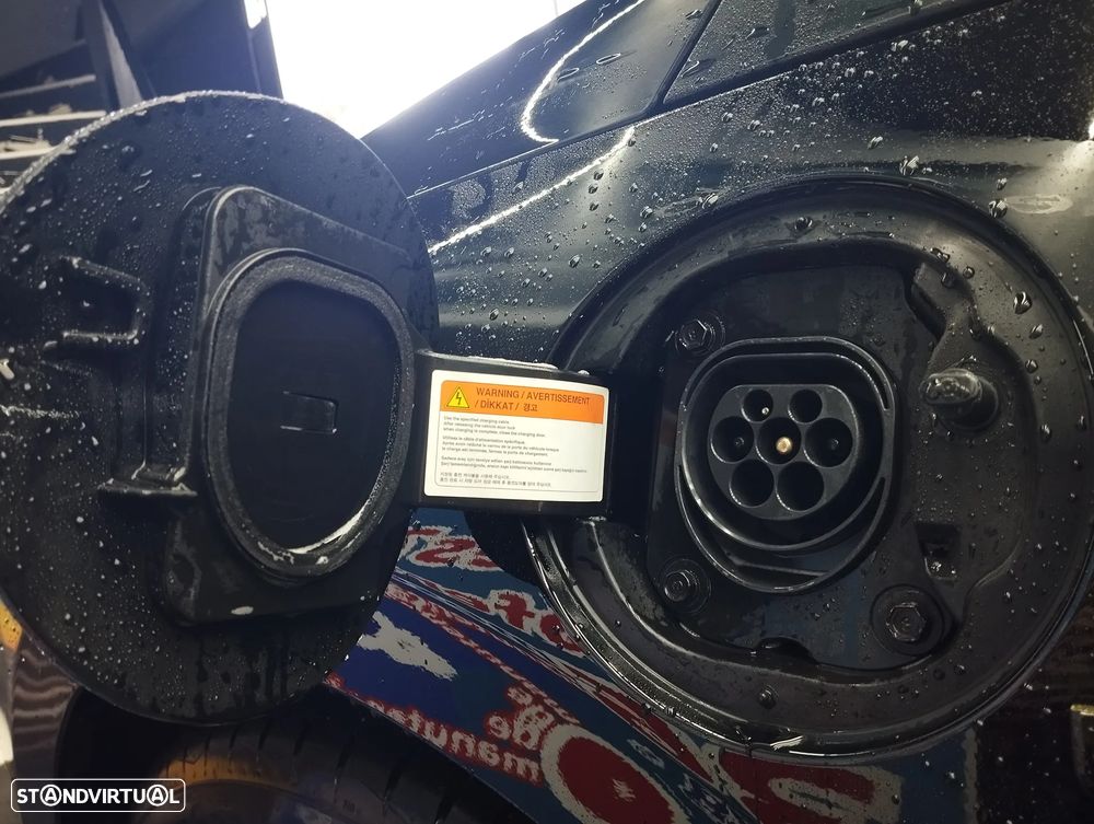 Hyundai Ioniq 1.6 GDI PHEV - 14