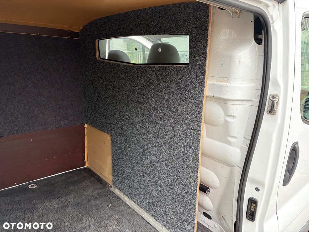Renault Trafic - 21