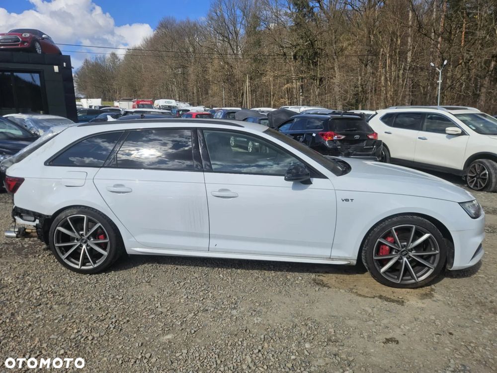 Audi S4 Avant 3.0 TFSI quattro tiptronic - 19