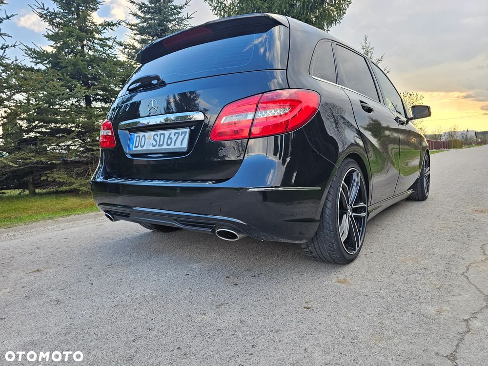 Mercedes-Benz Klasa B 200 CDI (BlueEFFICIENCY) - 35