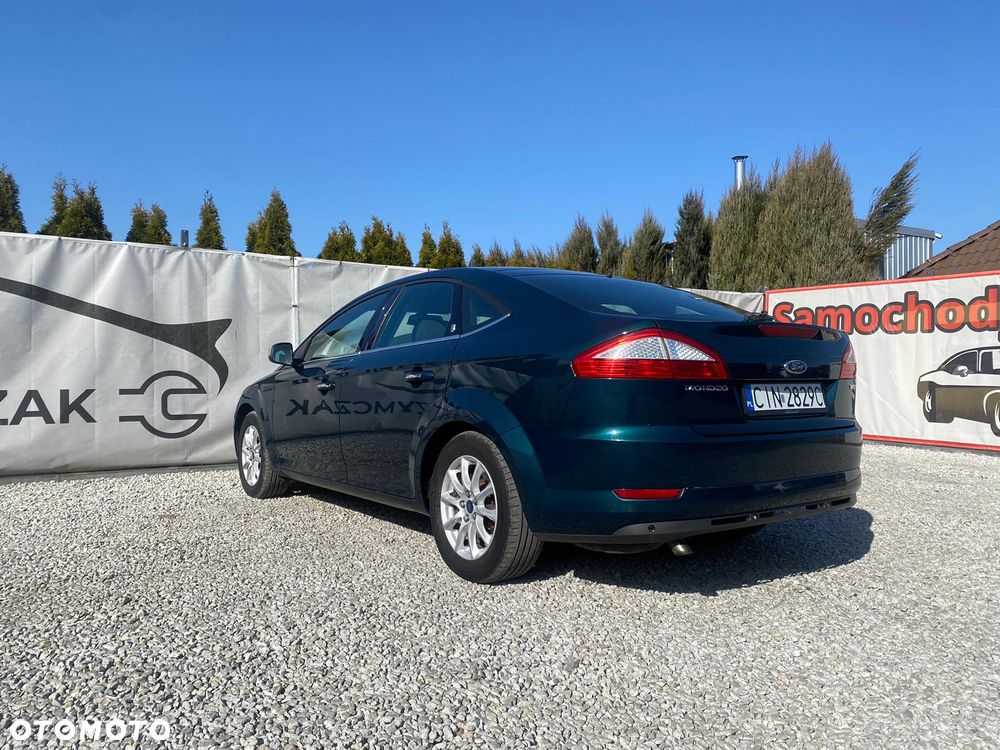 Ford Mondeo 2.0 TDCi Ghia - 10