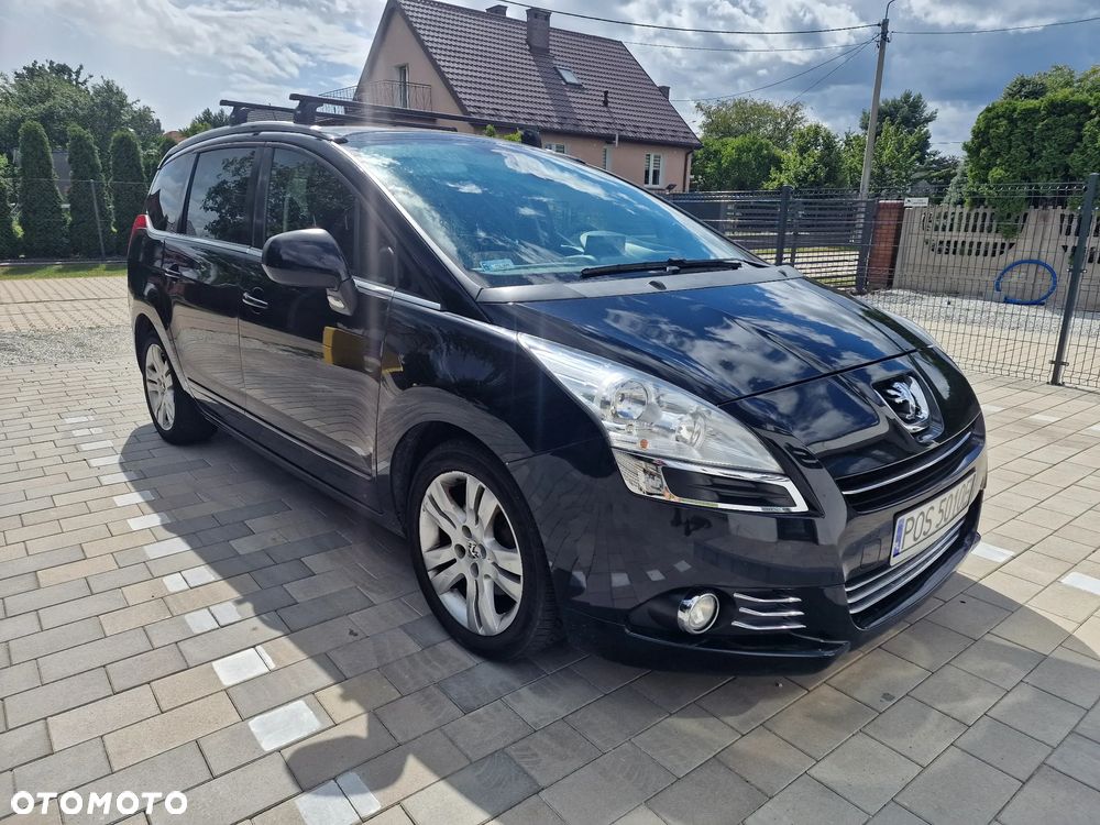 Peugeot 5008 - 8