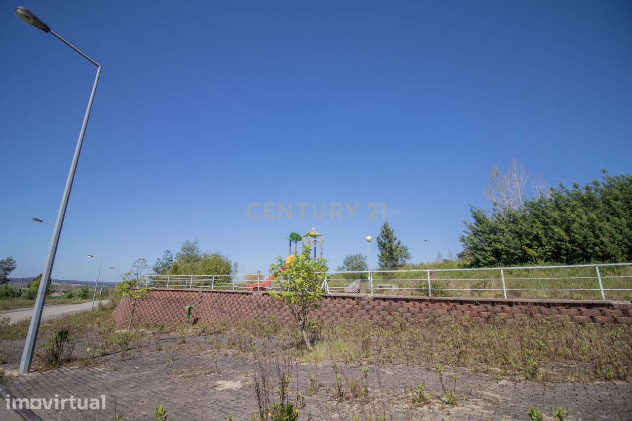 Terreno Urbano em Taveiro, Coimbra - Grande imagem: 4/26