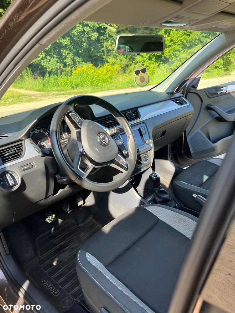 Skoda RAPID 1.0 TSI Ambition - 4