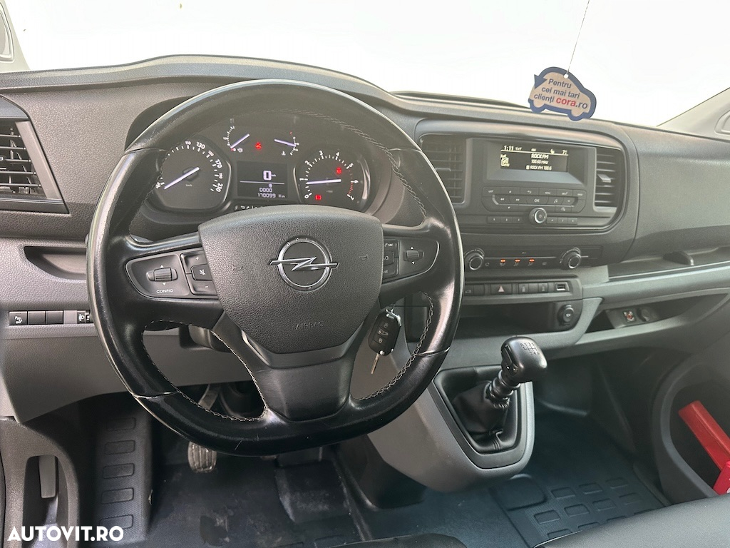 Opel vivaro - 10