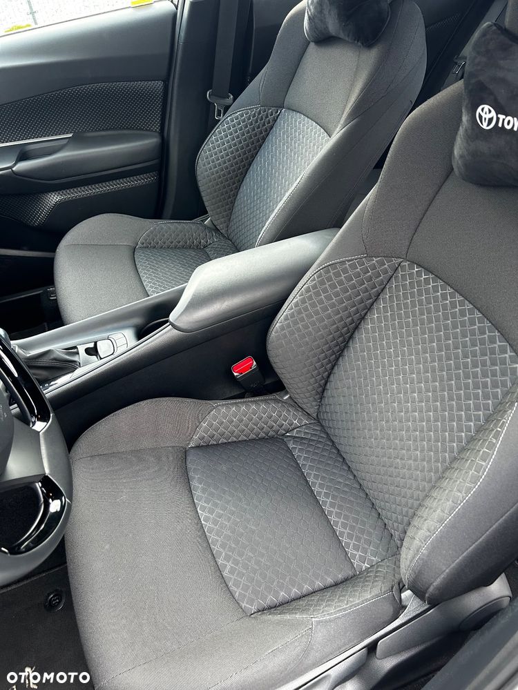 Toyota C-HR - 7