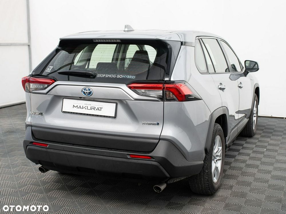 Toyota RAV4 - 6