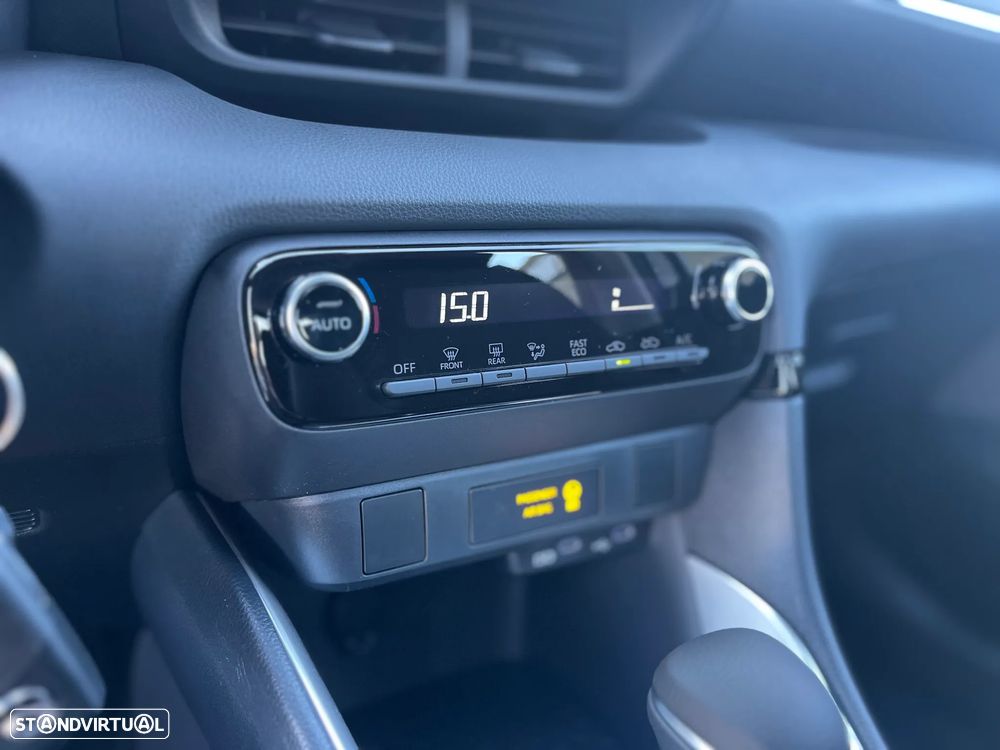 Mazda 2 1.5 L Hybrid VVT-i Centre-Line - 17