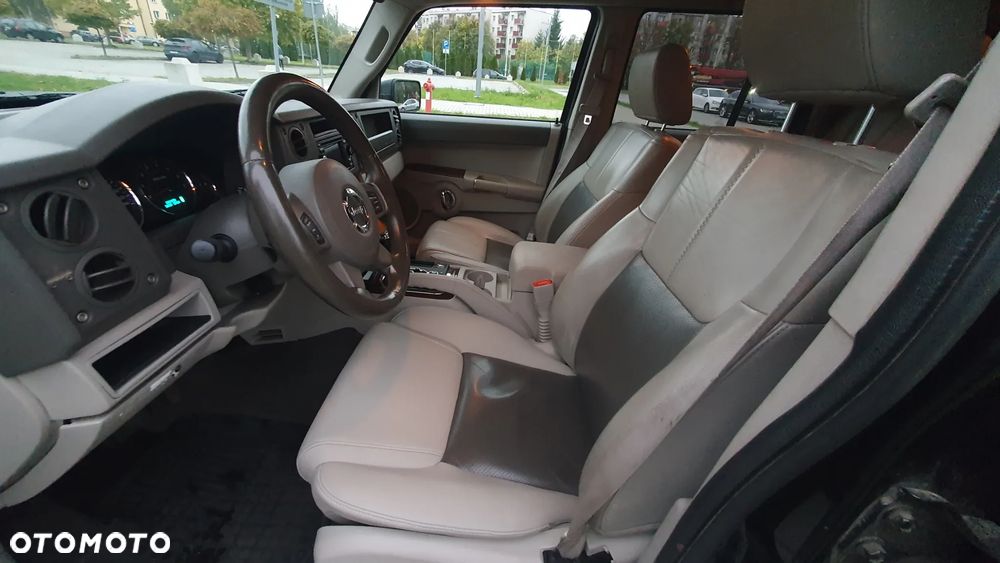 Jeep Commander - 9