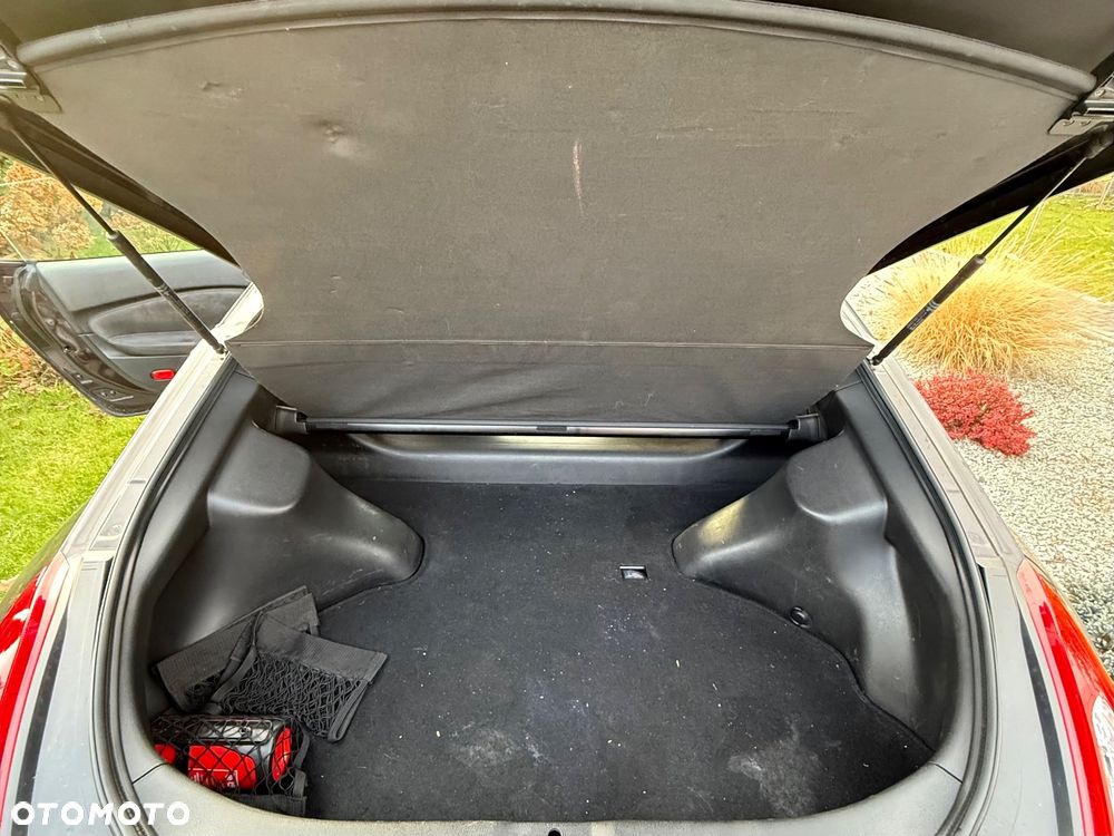 Nissan 370 Z 3.7 V6 - 12
