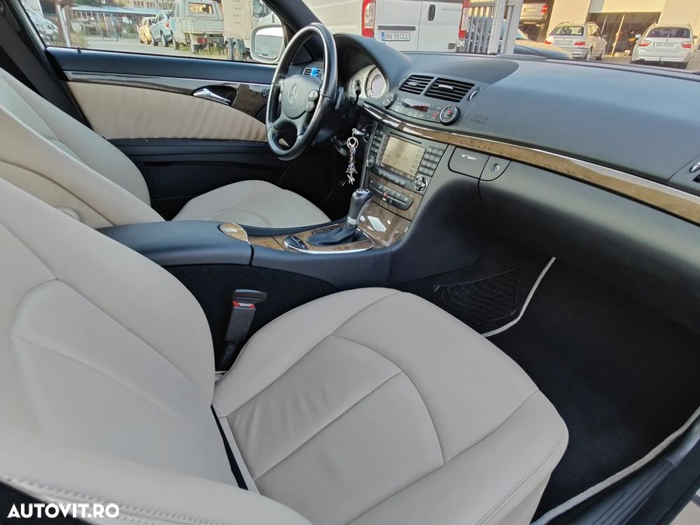 Mercedes-Benz E - 11