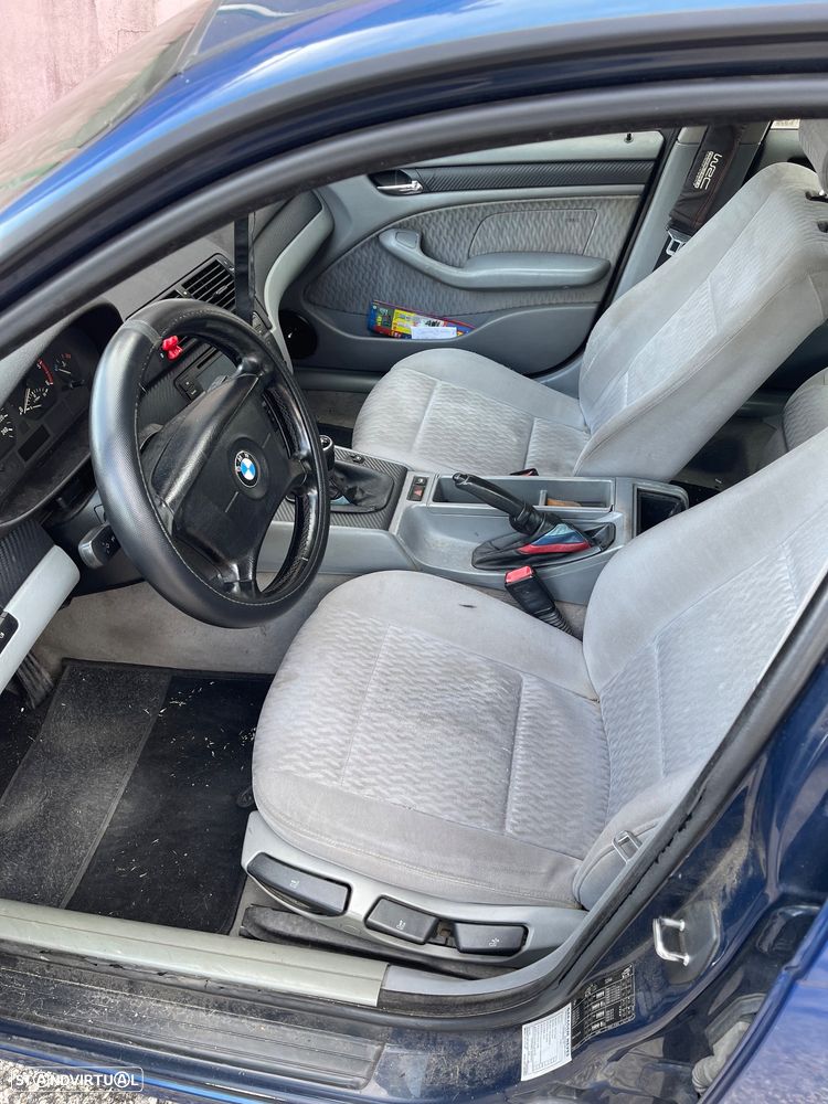 BMW 320 d Touring - 7