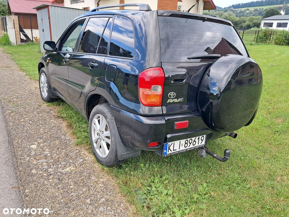 Toyota RAV4 - 4