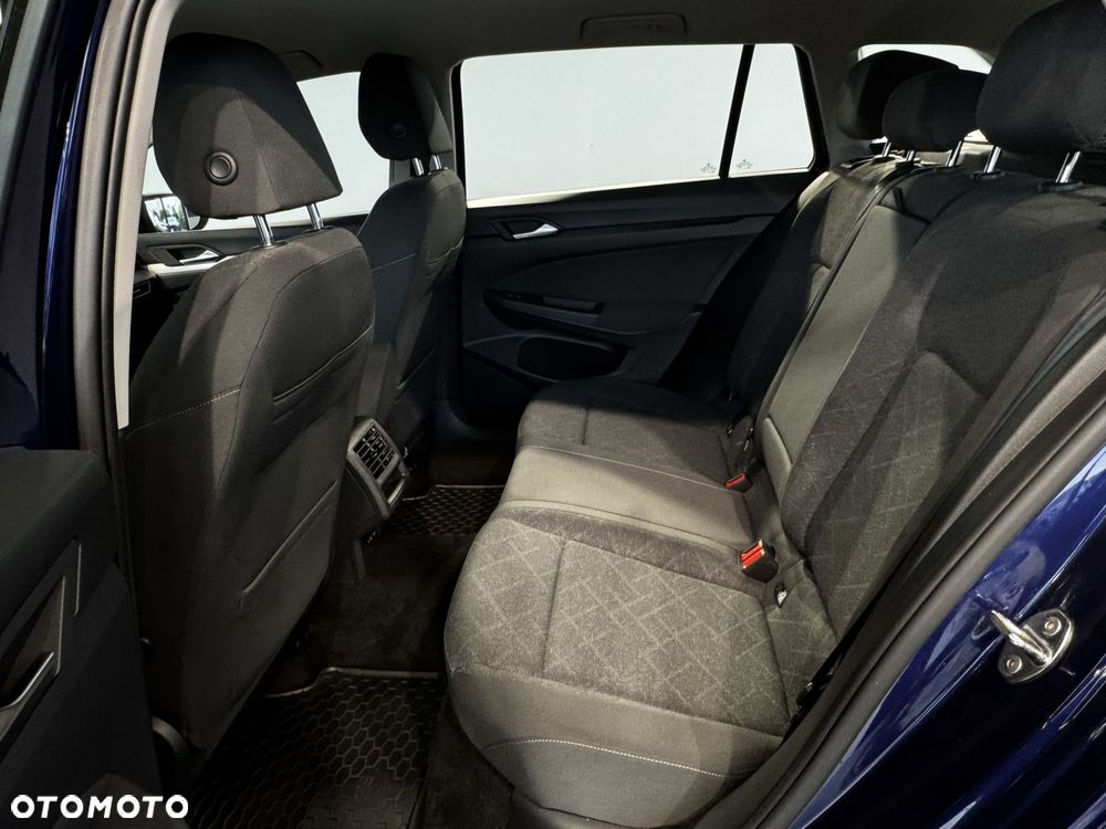 Volkswagen Golf Variant - 14