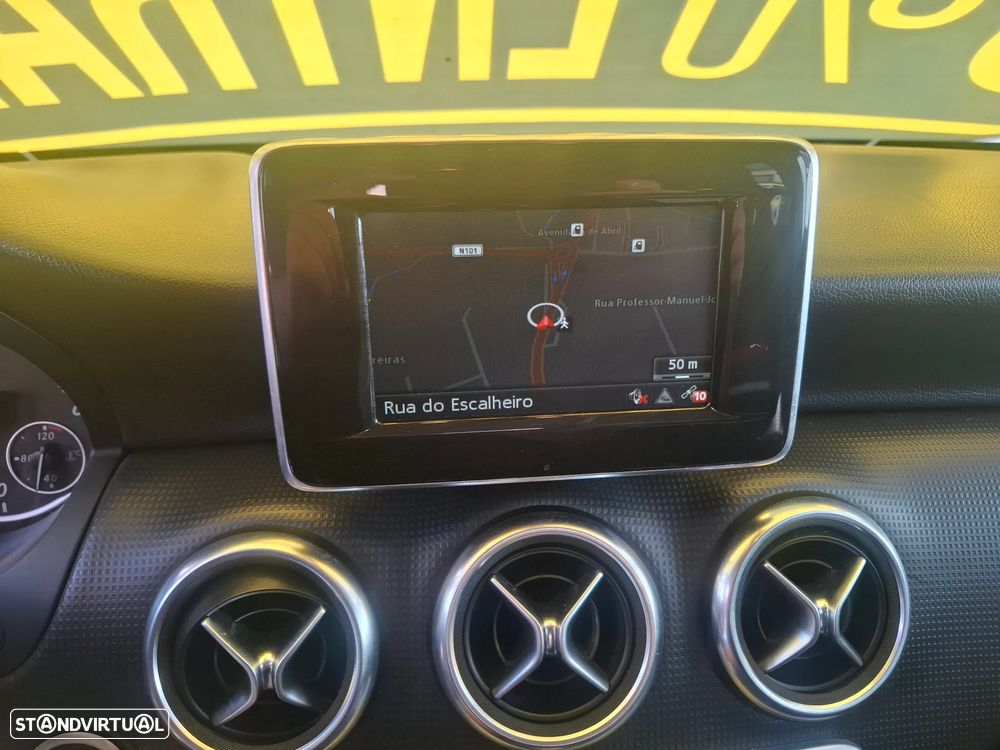 Mercedes-Benz A 180 CDI AMG Line - 20