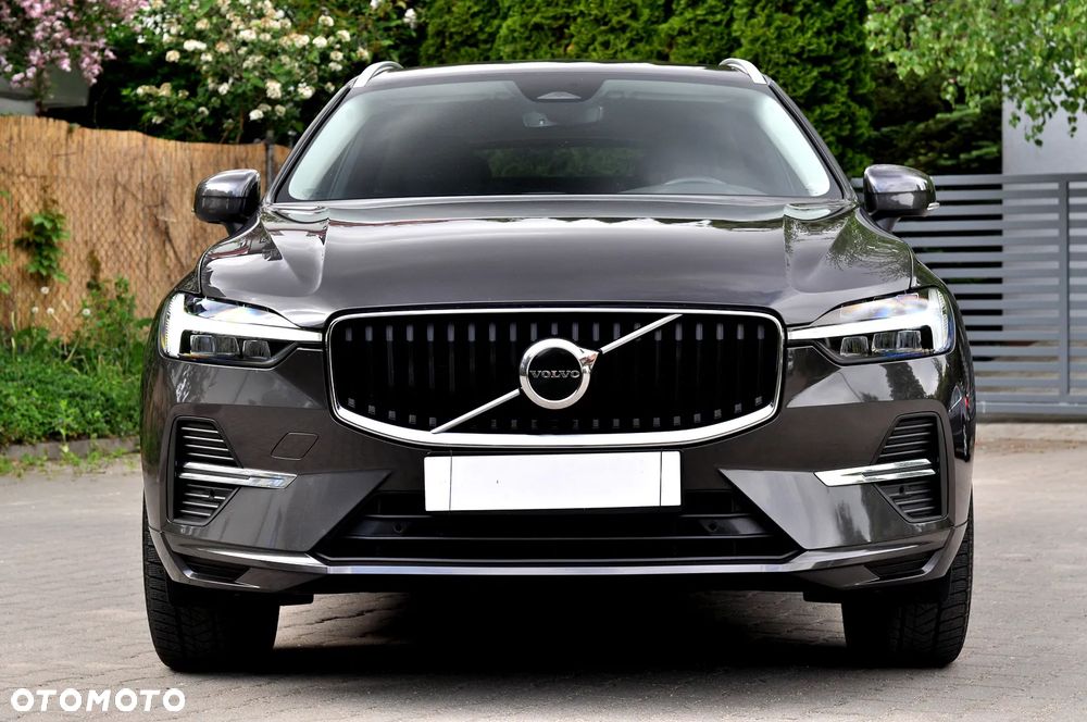 Volvo XC 60 B4 D Geartronic Momentum Pro - 5