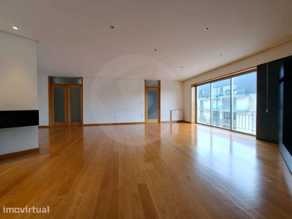 T2+1 para Arrendamento em Zona Nobre de Vila do Conde - Grande imagem: 2/42