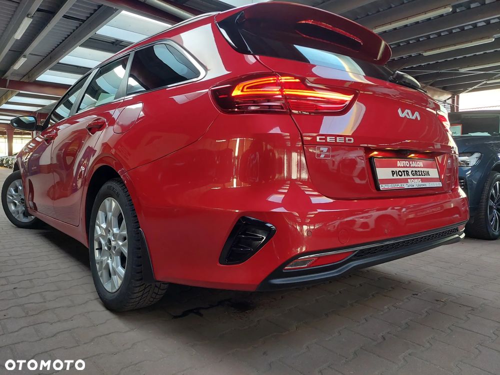 Kia Ceed 1.5 T-GDI M - 34
