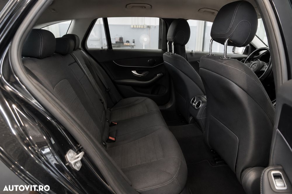 Mercedes-Benz C 220 CDI DPF (BlueEFFICIENCY) 7G-TRONIC - 6