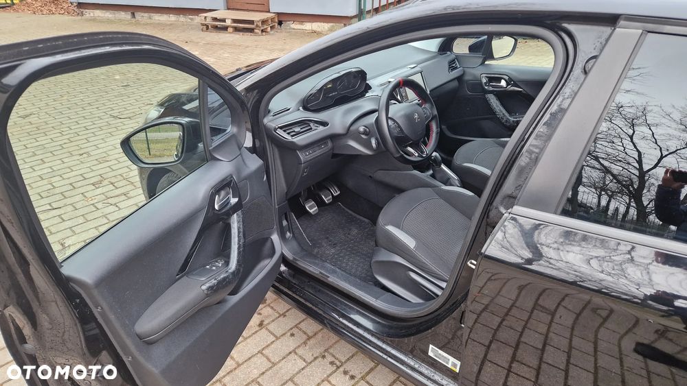 Peugeot 208 1.6 BlueHDi Active - 10