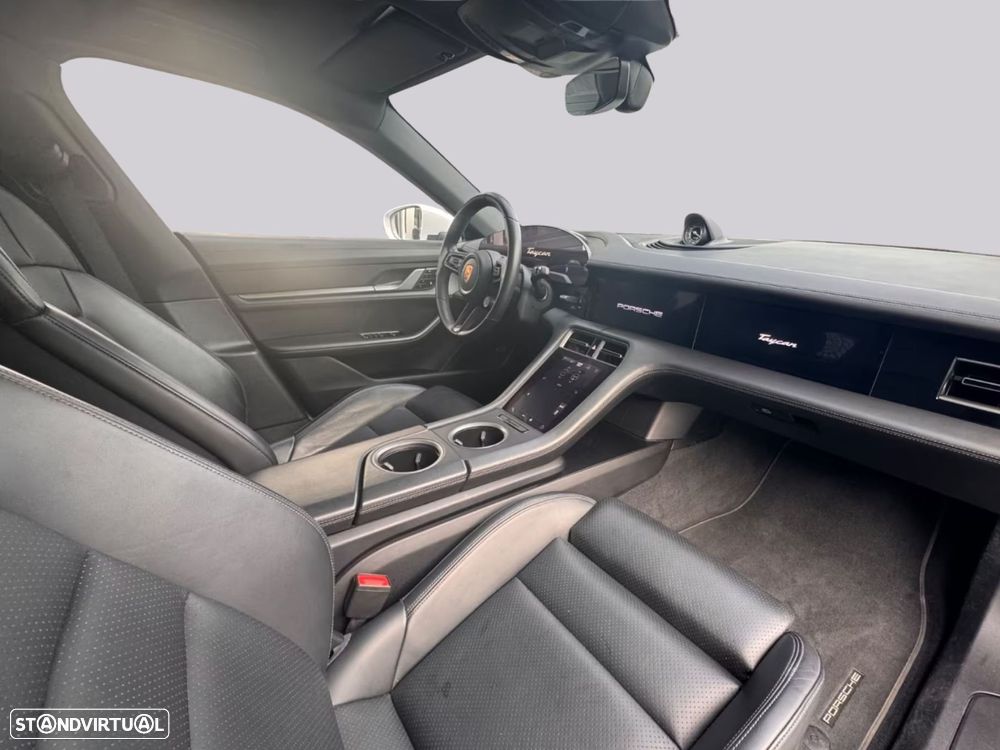 Porsche Taycan - 19